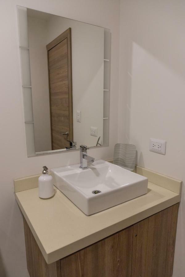 Le Bristol Aparthotel Cuenca Luaran gambar